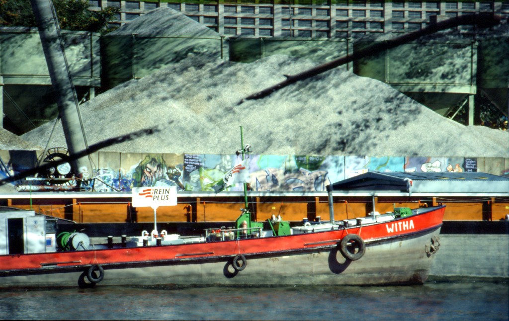Rheinschiff Witha 1996 - DIA Sandwichtechnik