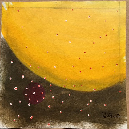 Gelbe Kugel mit roten Punkten über bräunlich schwarzem Hintergrund wirkt wie eine Planetenszene.