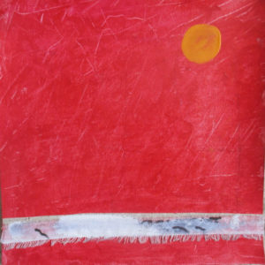 Sonne vor rotem Hintergrund, durch den ein zerfranstes Band läuft, das an ein Heftpflaster erinnert.